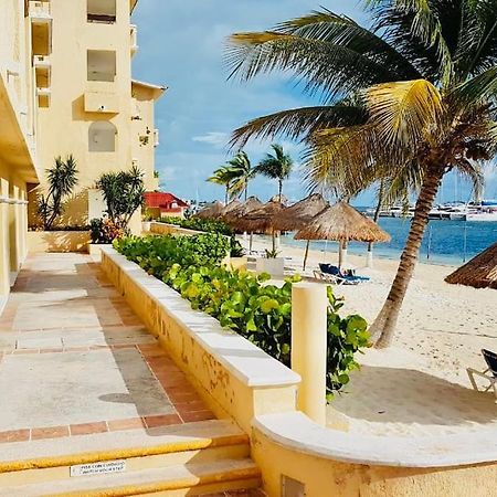 Punta Me Apartment Beach Front In The Hotel & Waterpark แคนคูน ภายนอก รูปภาพ