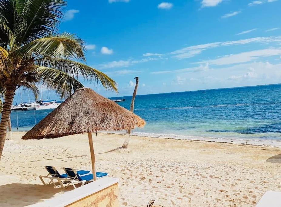 Punta Me Apartment Beach Front In The Hotel & Waterpark แคนคูน ภายนอก รูปภาพ